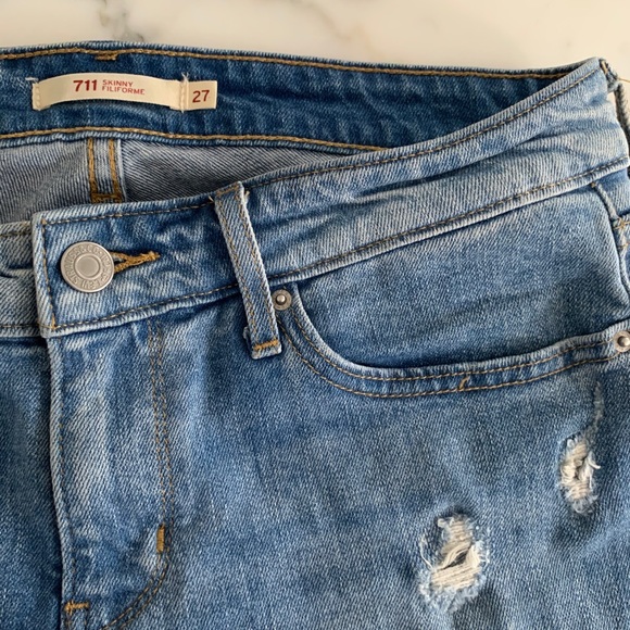 Levi’s Skinny Jeans - Picture 2 of 2